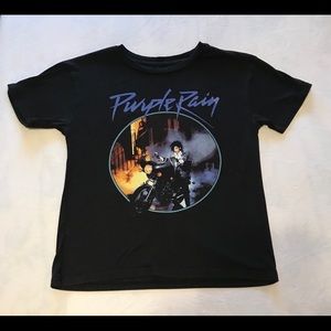 THE Official PRINCE ESTATE - PURPLE RAIN - SMALL BLACK UNISEX T-SHIRT.